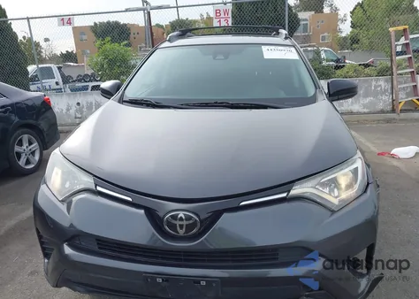 2018 Toyota Rav4 Le z USA, uszkodzony, nr VIN 2T3ZFREV3JW492938